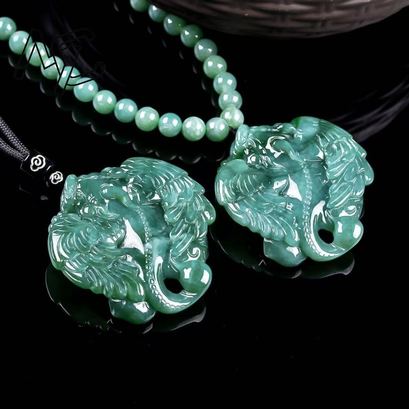 Jewelry Making Necklaces - Ciondolo Pixiu Apsara Volante in Smeraldo