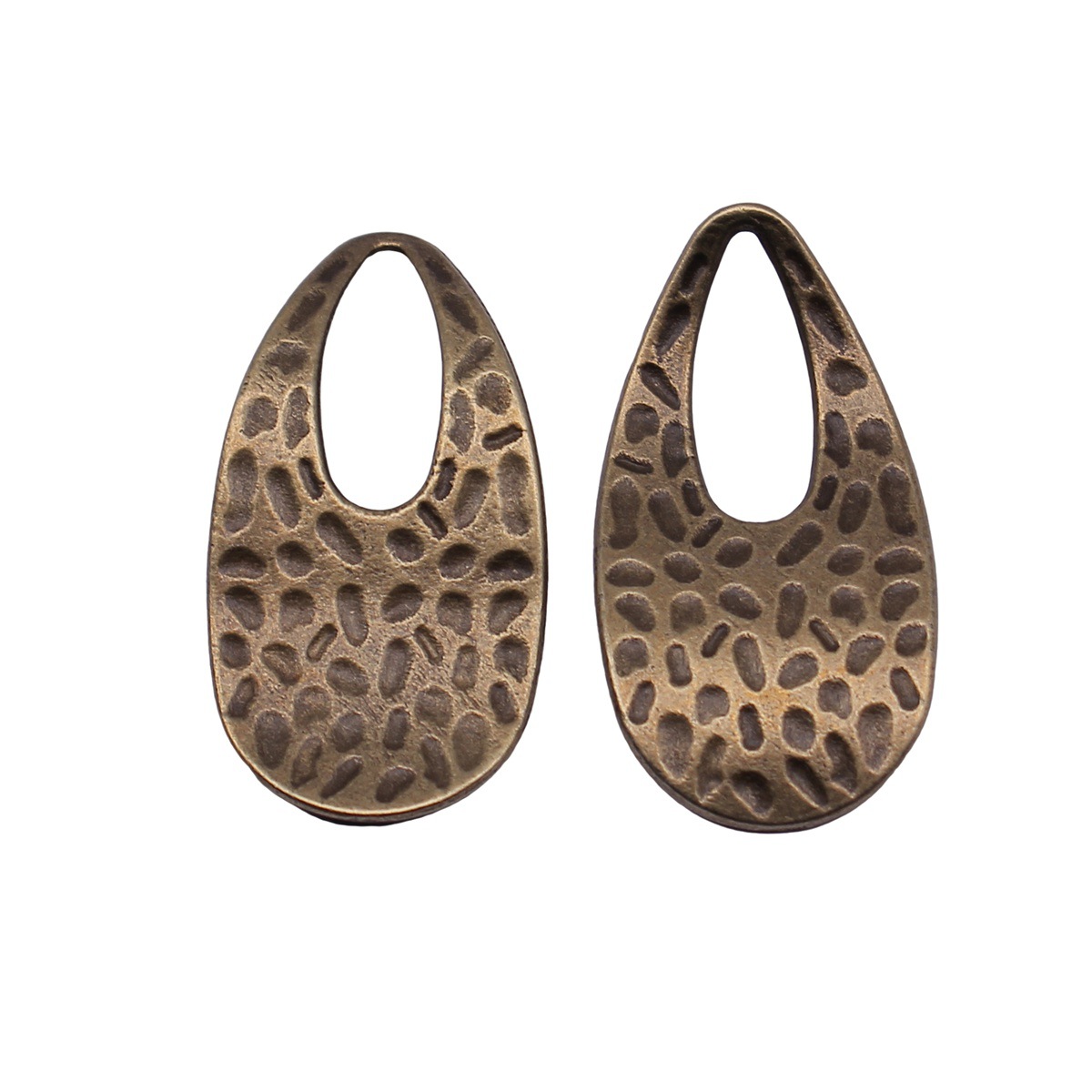 10 pezzi di ciondoli geometric - Jewelry Making Hammer recensione e prezzo